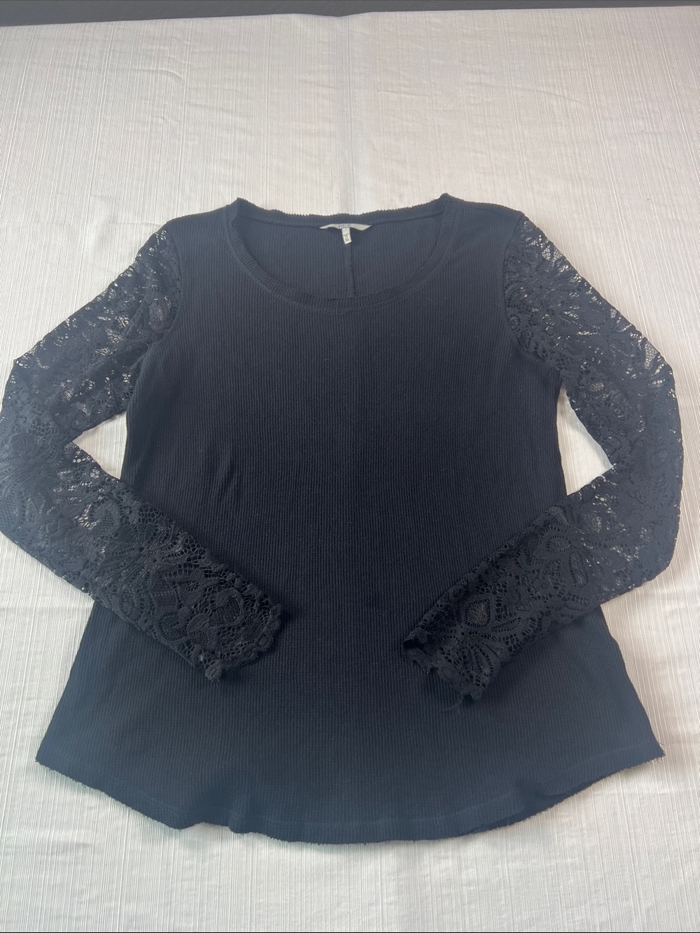 BKE Black 100% Cotton Long-Sleeve Lace-Sleeve Ribbed Top